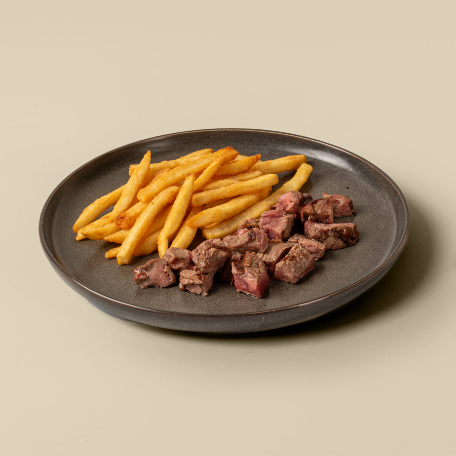 Lomito en trocitos con Papas Fritas
